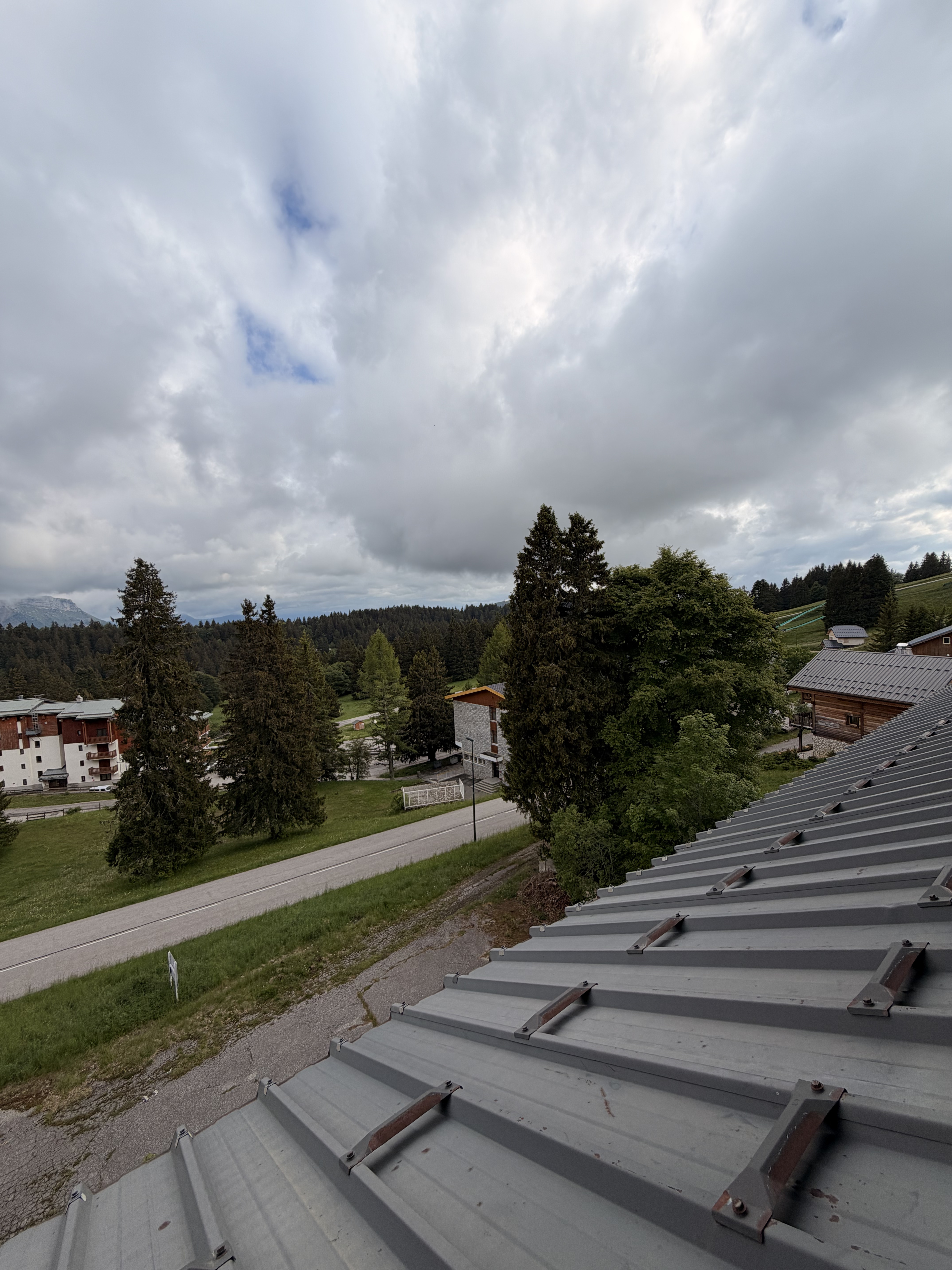 T1 bis 29 m² – Grand Revard – Rénové – Résidence historique – photo 9
