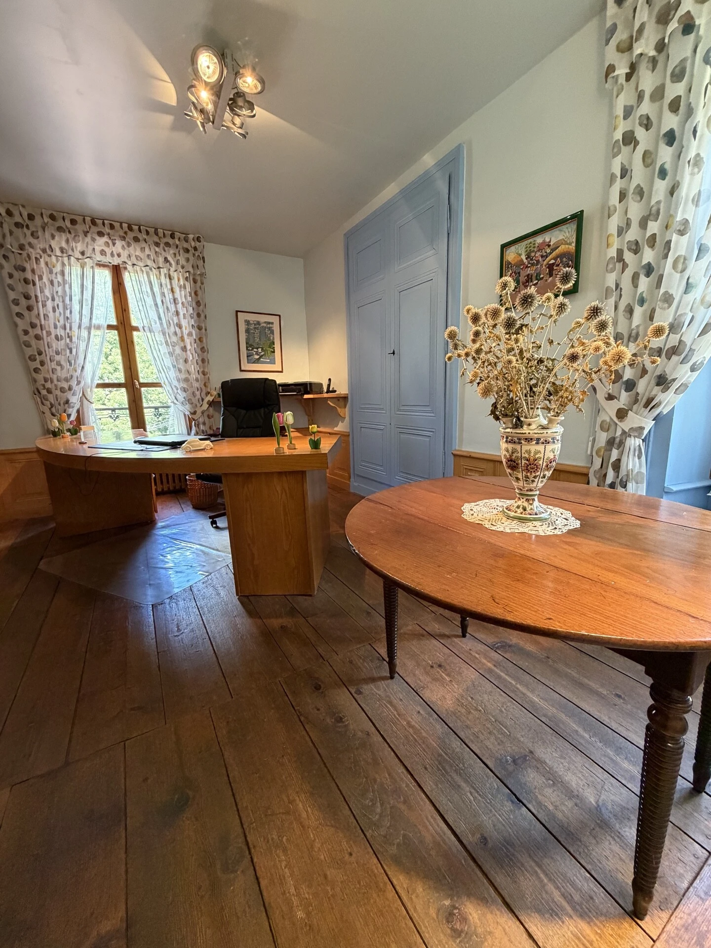 Château – 1er étage – Bureau