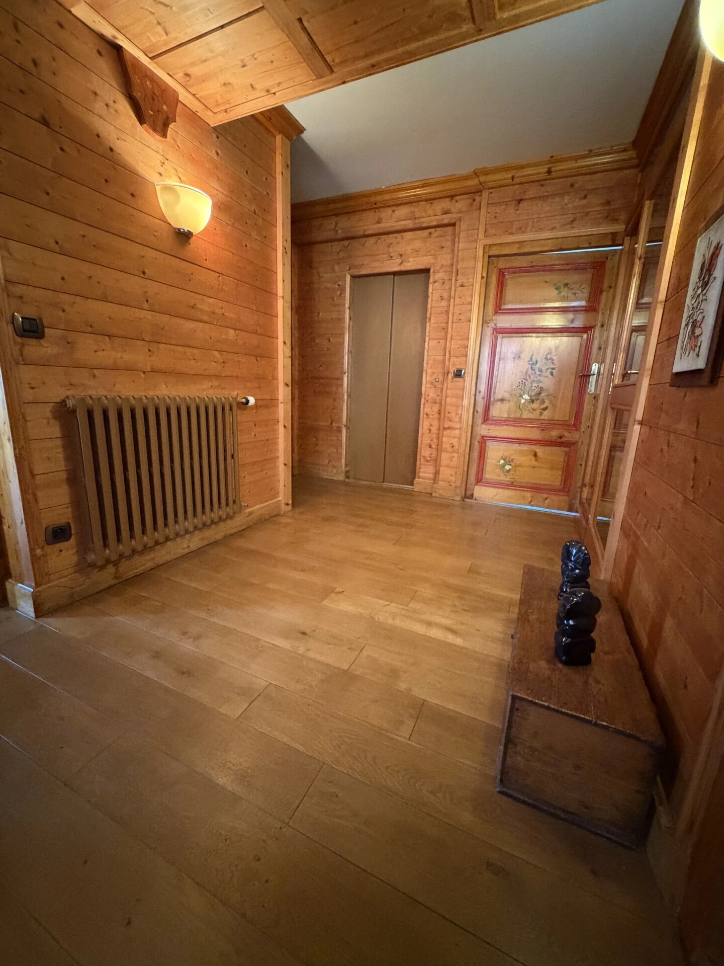 Château – 1er étage – Vue ascenseur 1 étage