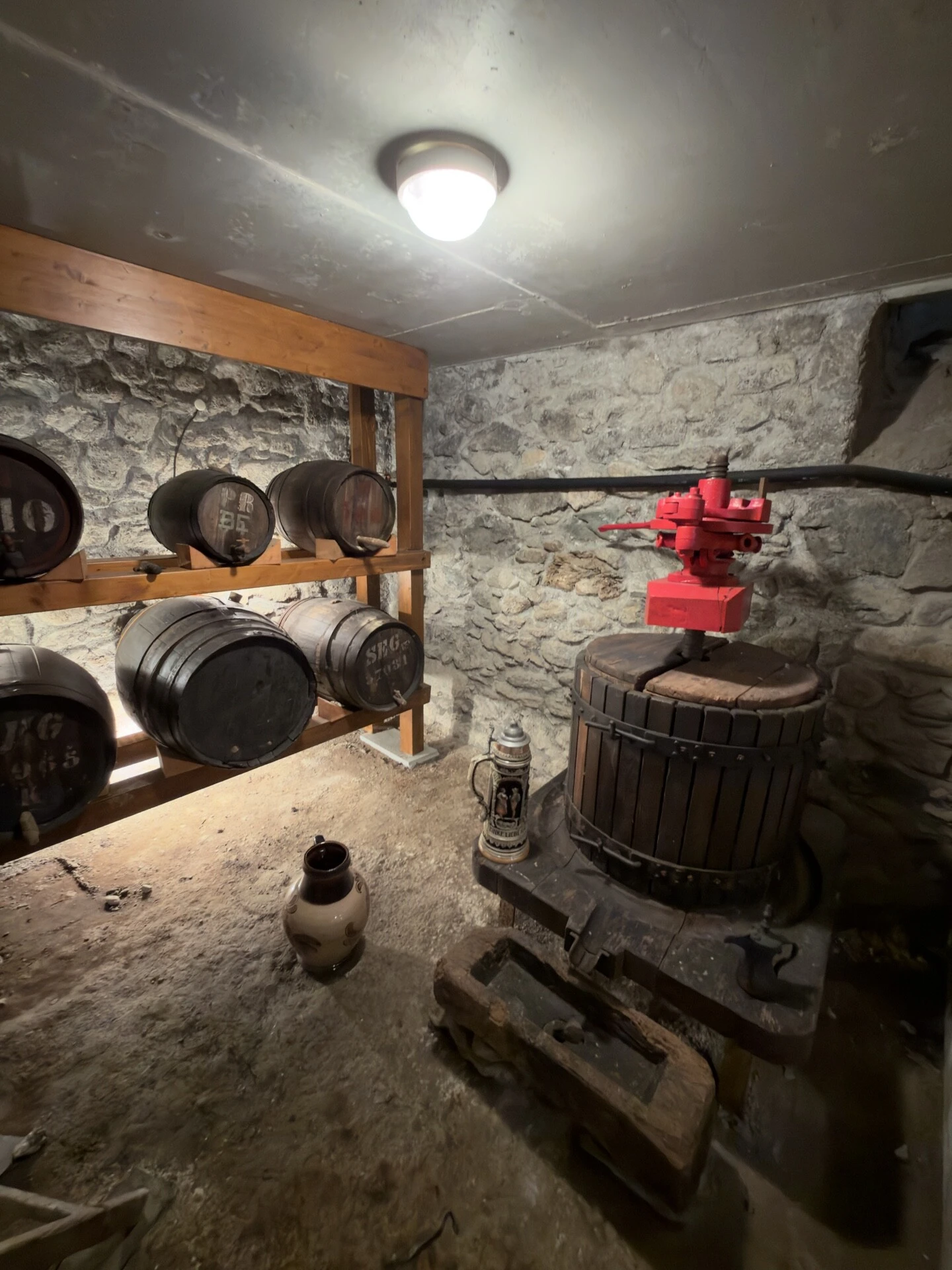 Château – Niveau -1 – Cave a vin cidre